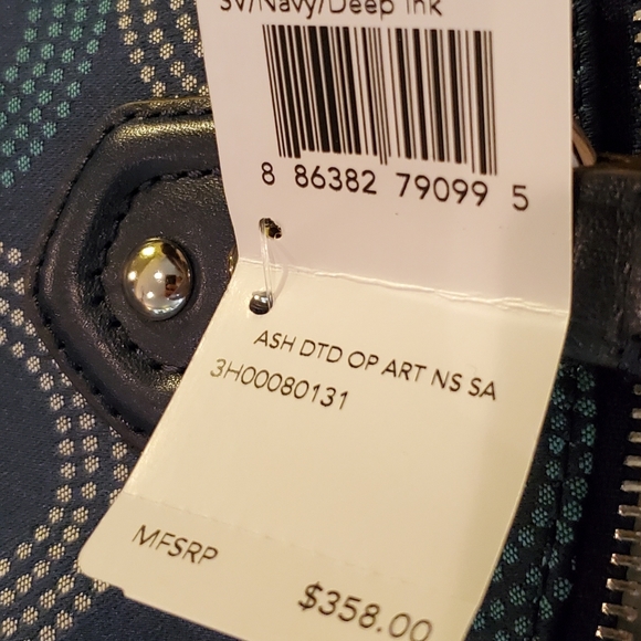 New Coach Purse with tag - Excellent Condition - Picture 5 of 5